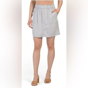 dā-sh Light Gray Pull-On Skirt Women’s Size L Utility Style Pockets